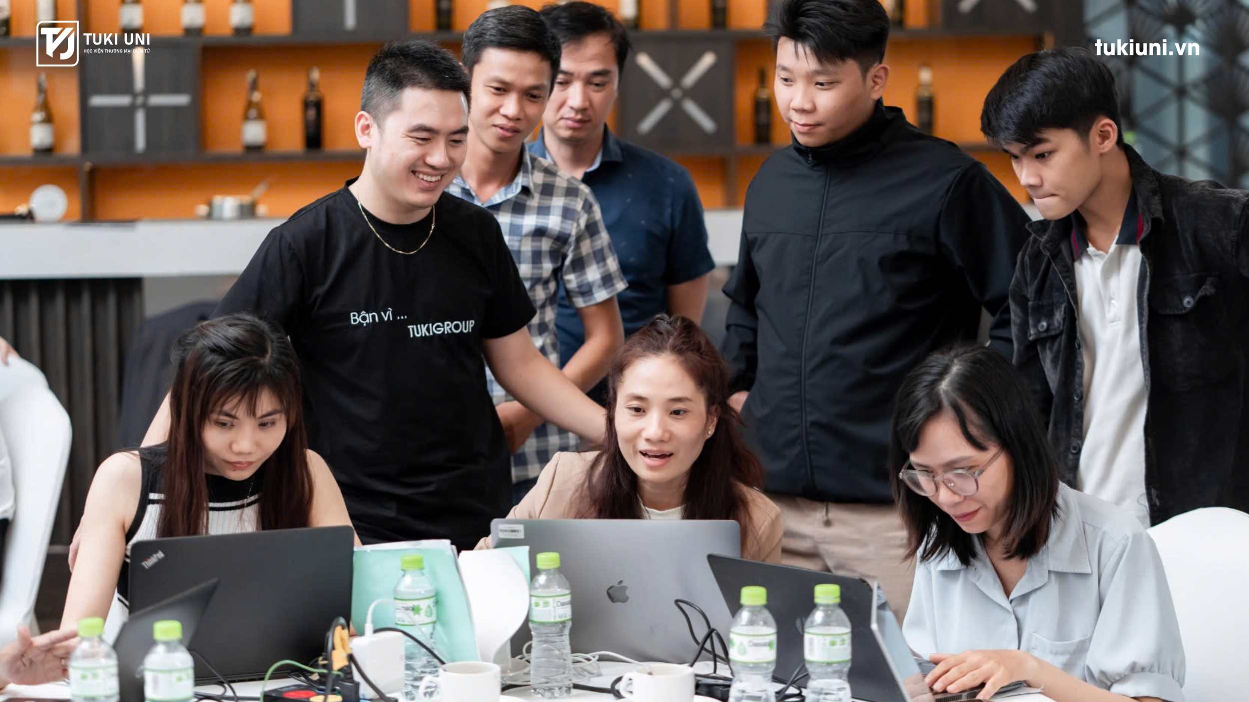Hành trình bán hàng Shopee từ 150 đến 500+ triệu/tháng của chị Uyên cùng Tuki Uni 