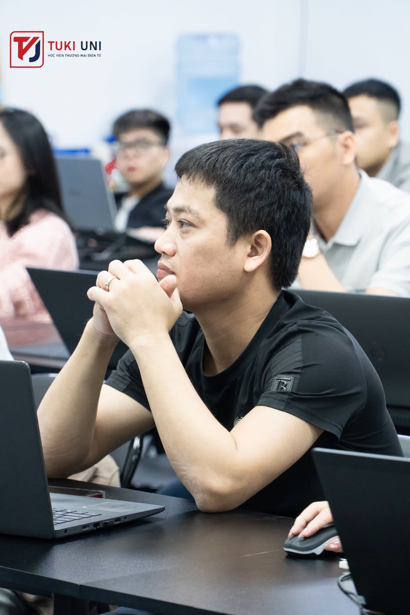 Hình ảnh lớp học TikTok Shop Business Master đã tổ chức 16