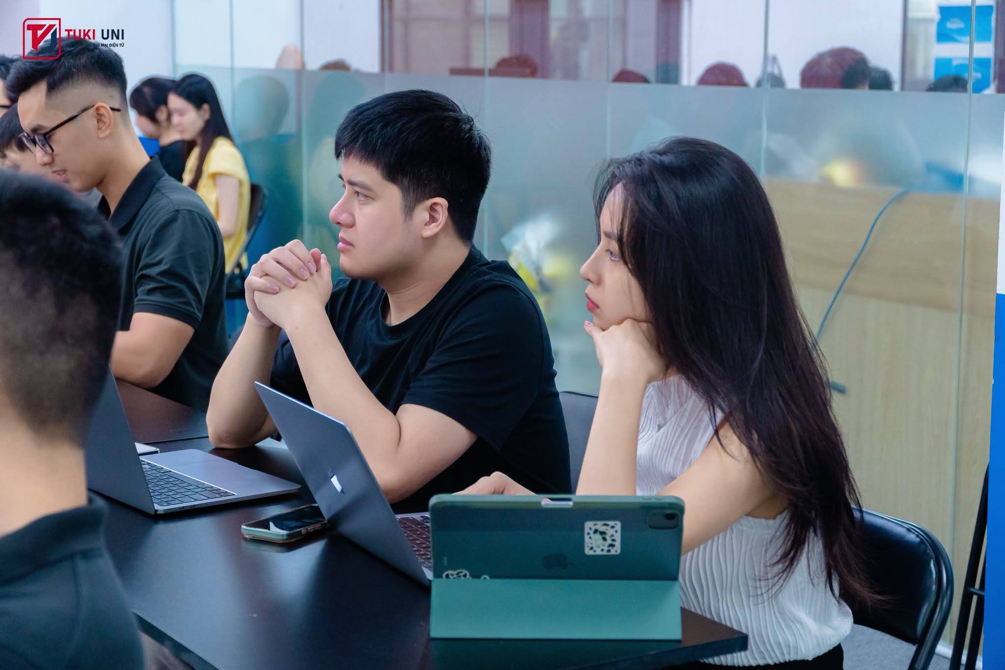 Hình ảnh lớp học TikTok Shop Business Master đã tổ chức 17