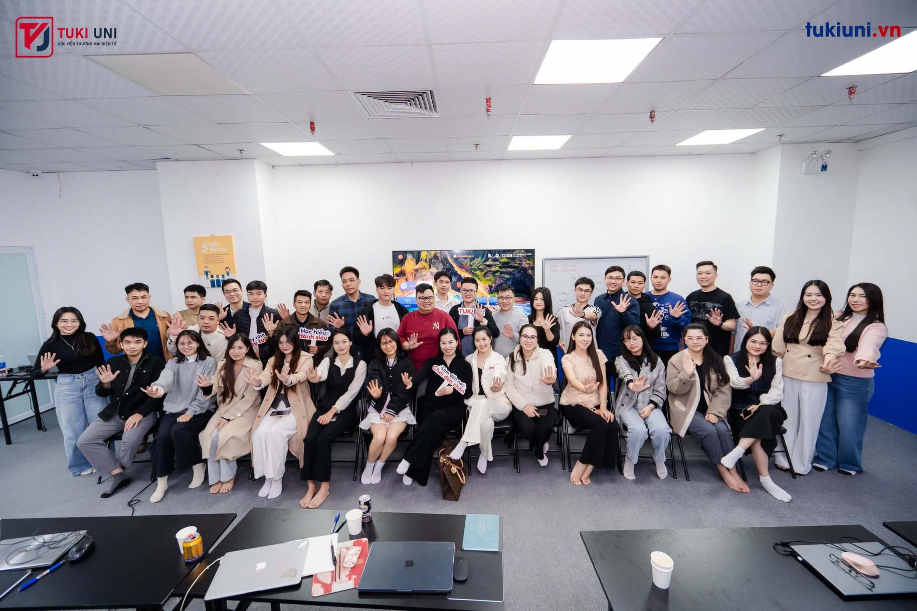 Hình ảnh lớp học TikTok Shop Business Master đã tổ chức 9