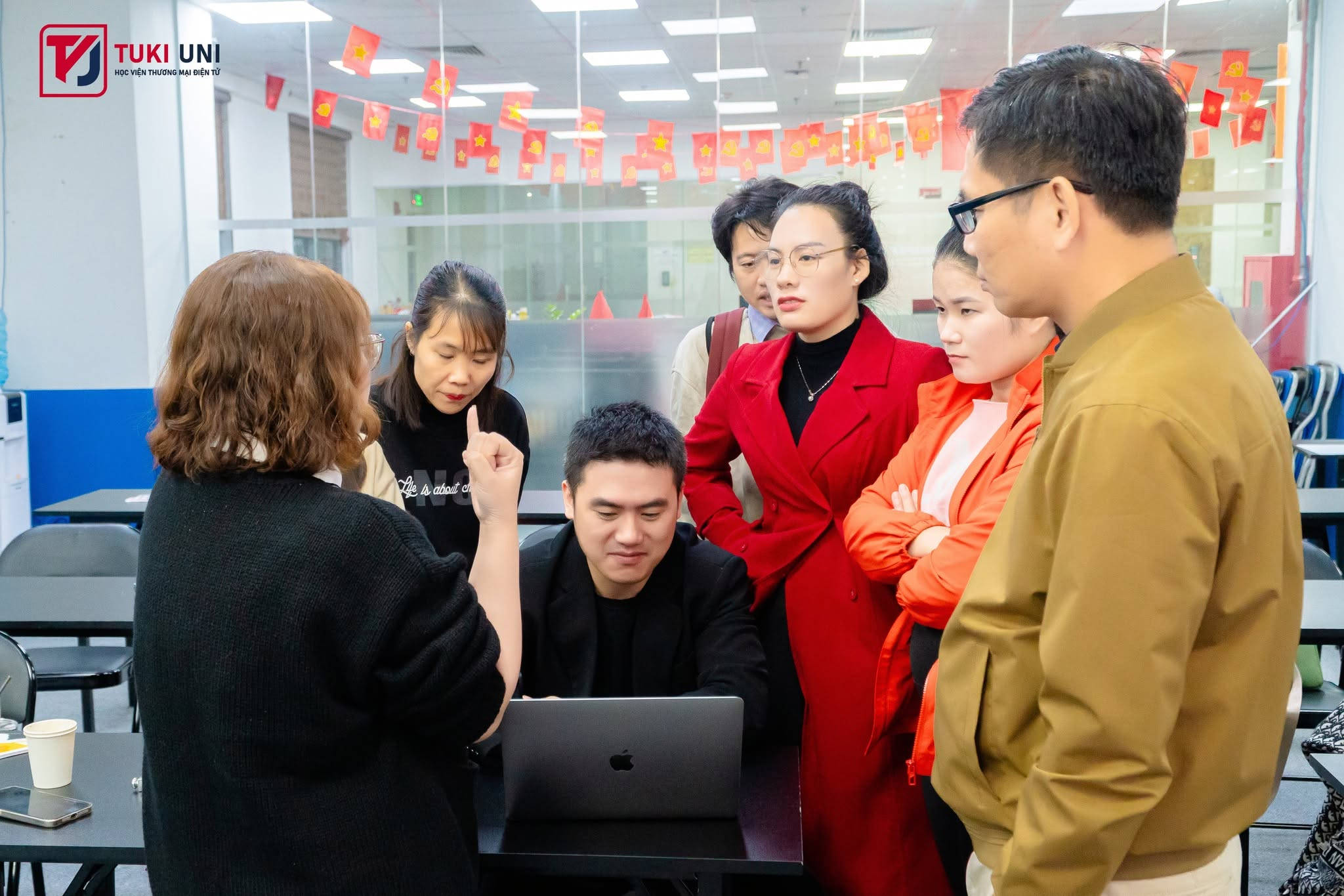 Đăng ký khóa học Shopee Pro cùng TUKI UNI