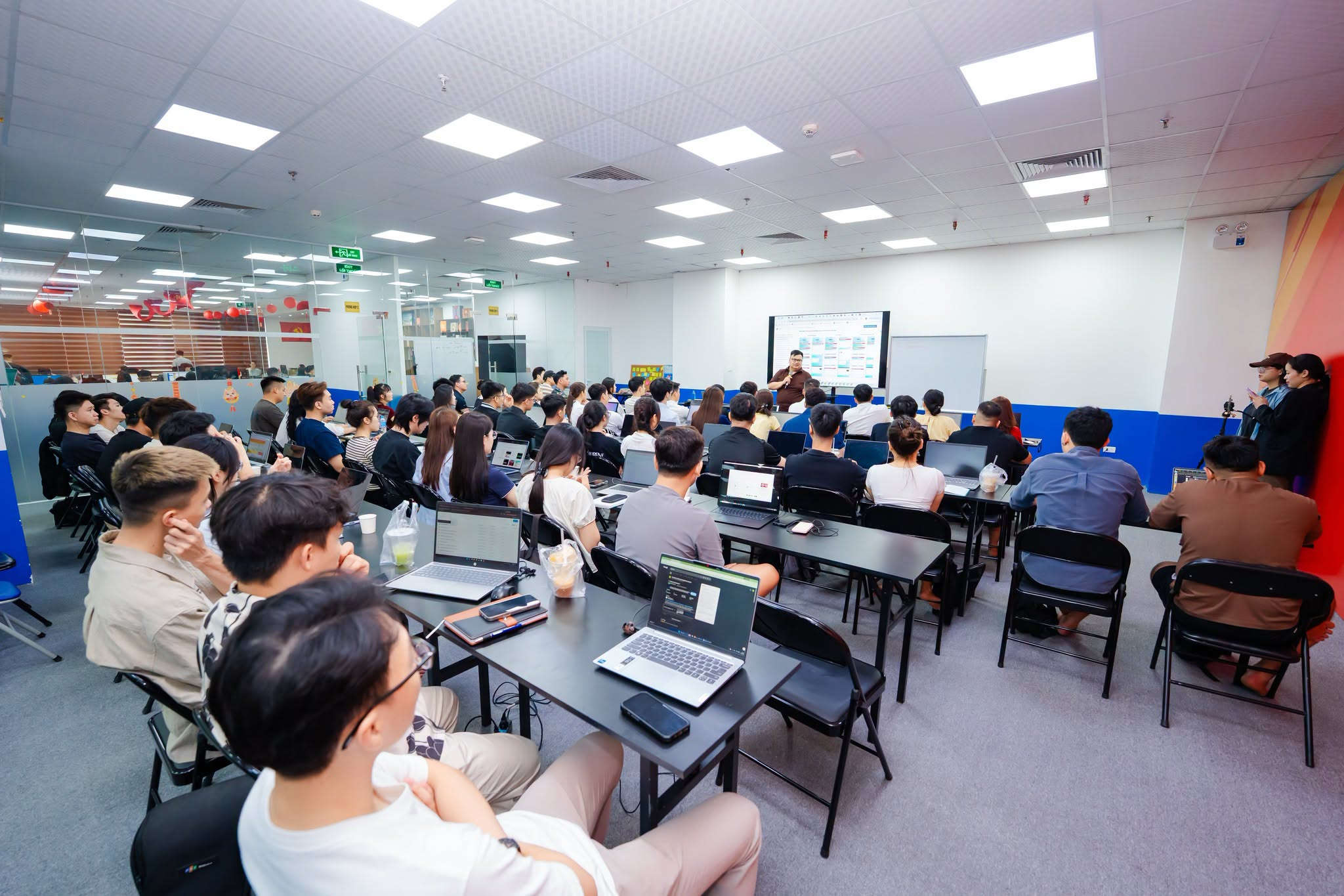 Hình ảnh lớp học TikTok Business Master do Tuki Uni tổ chức 15