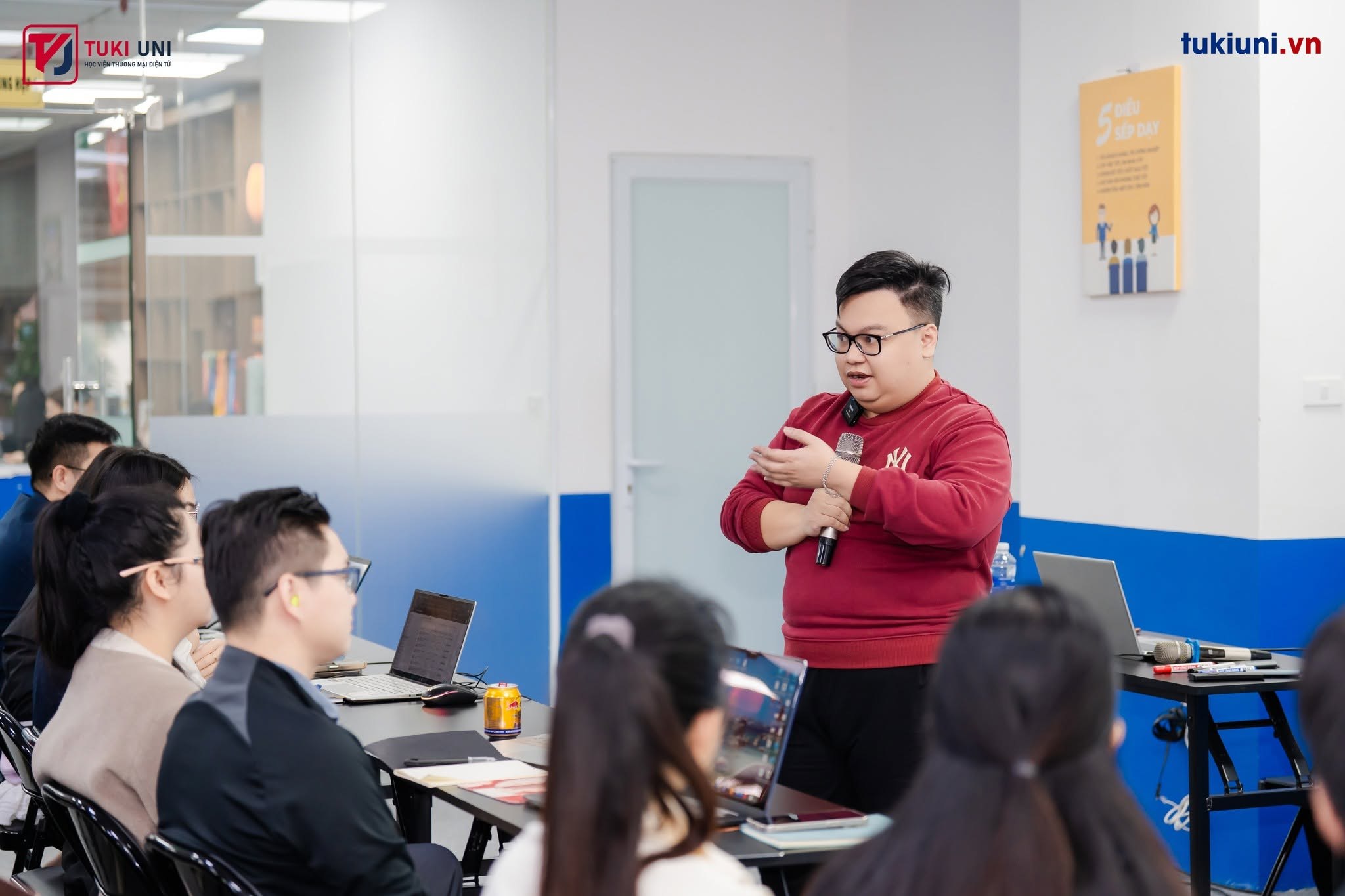 Lớp học TikTok Shop Business Master — ảnh 1