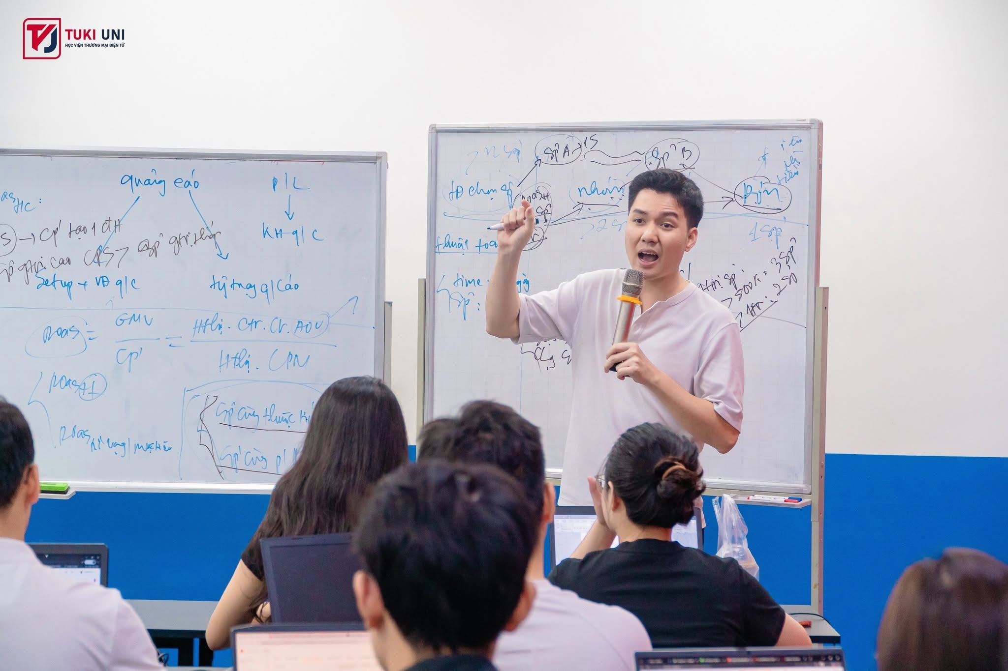 kỹ năng bán hàng trên shopee